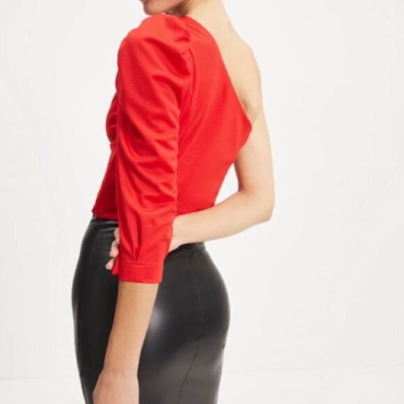 Sugarlips Such a Betty One Shoulder Red Top SZ M - Picture 2 of 14